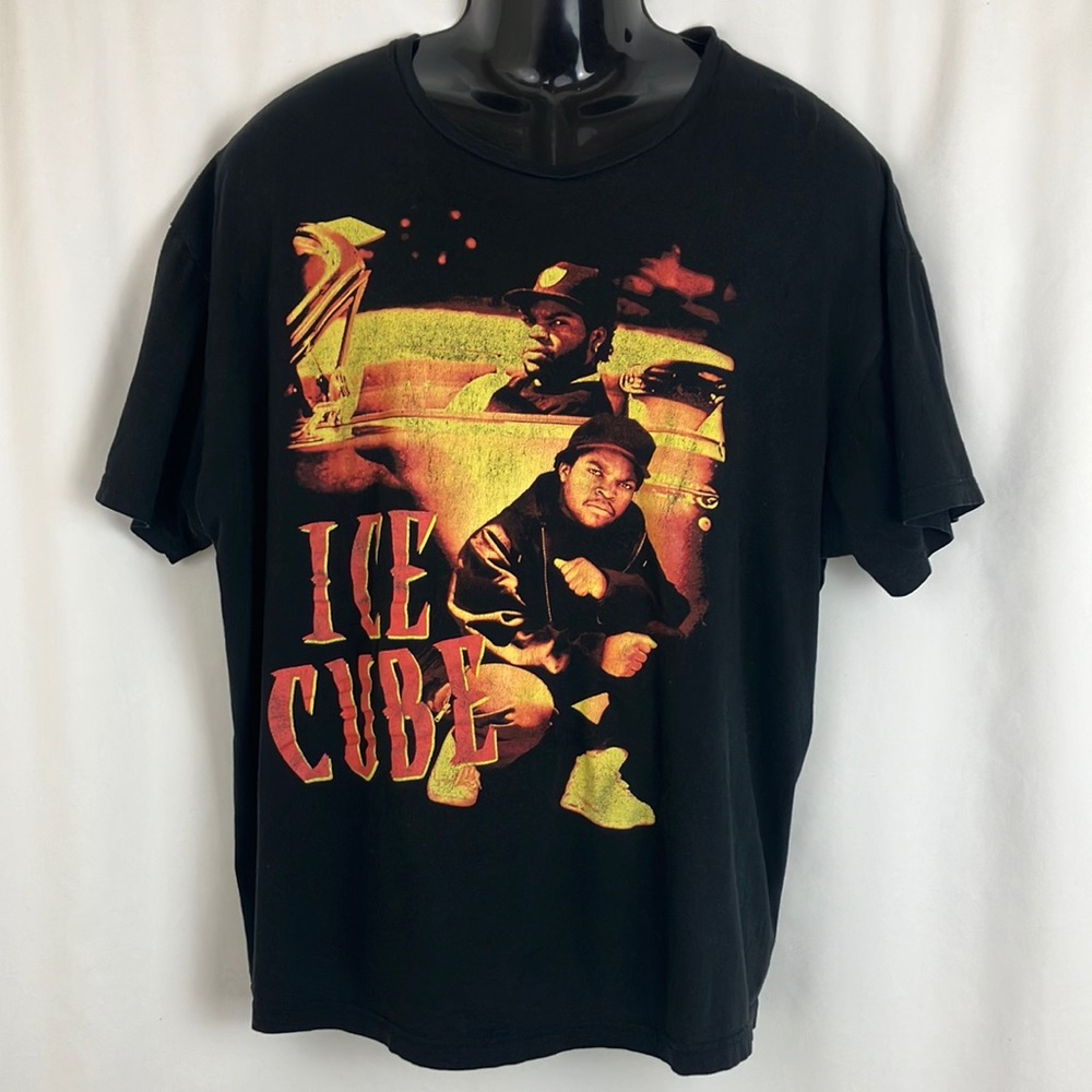 Black Graphic T-Shirt with Ice Cube Design mens 2XL